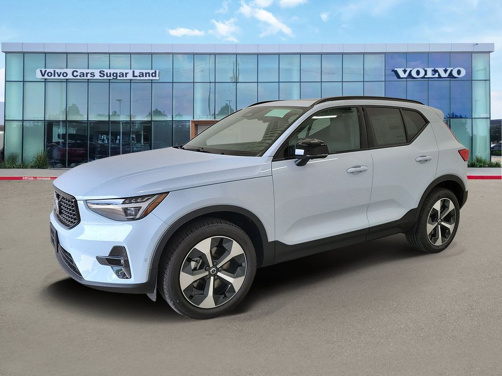 New 2026 Volvo XC40 B5 Plus