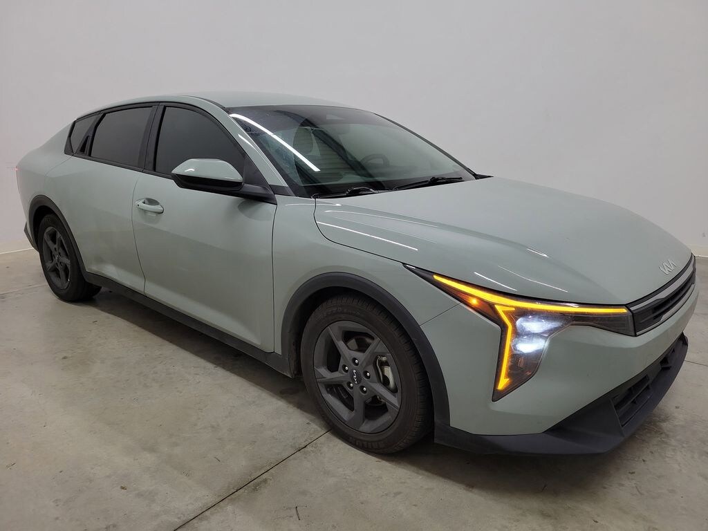 Used 2025 Kia K4 LXS Sedan