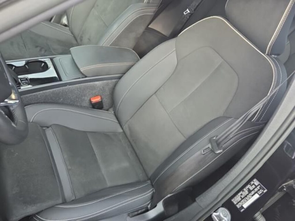 Certified 2023 Volvo XC40 Recharge Pure Electric Plus SUV