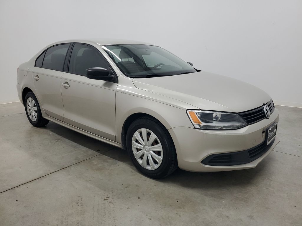 Used 2013 Volkswagen Jetta 2.0L Sedan