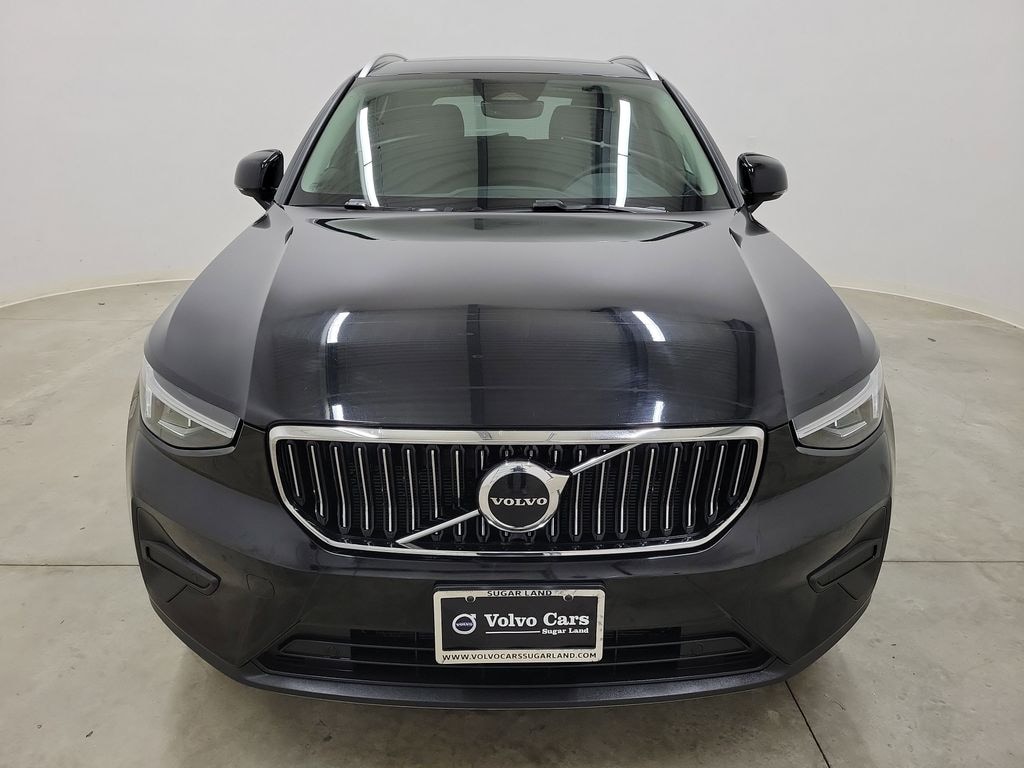 Certified 2025 Volvo XC40 B5 Core Bright Theme SUV