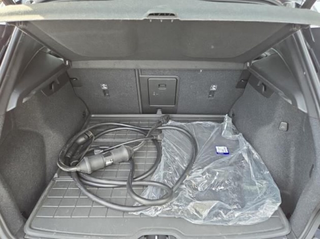 Certified 2023 Volvo XC40 Recharge Pure Electric Plus SUV