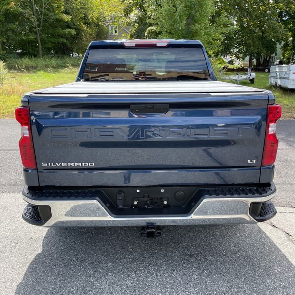 2021 Chevrolet Silverado 1500 LT photo 4