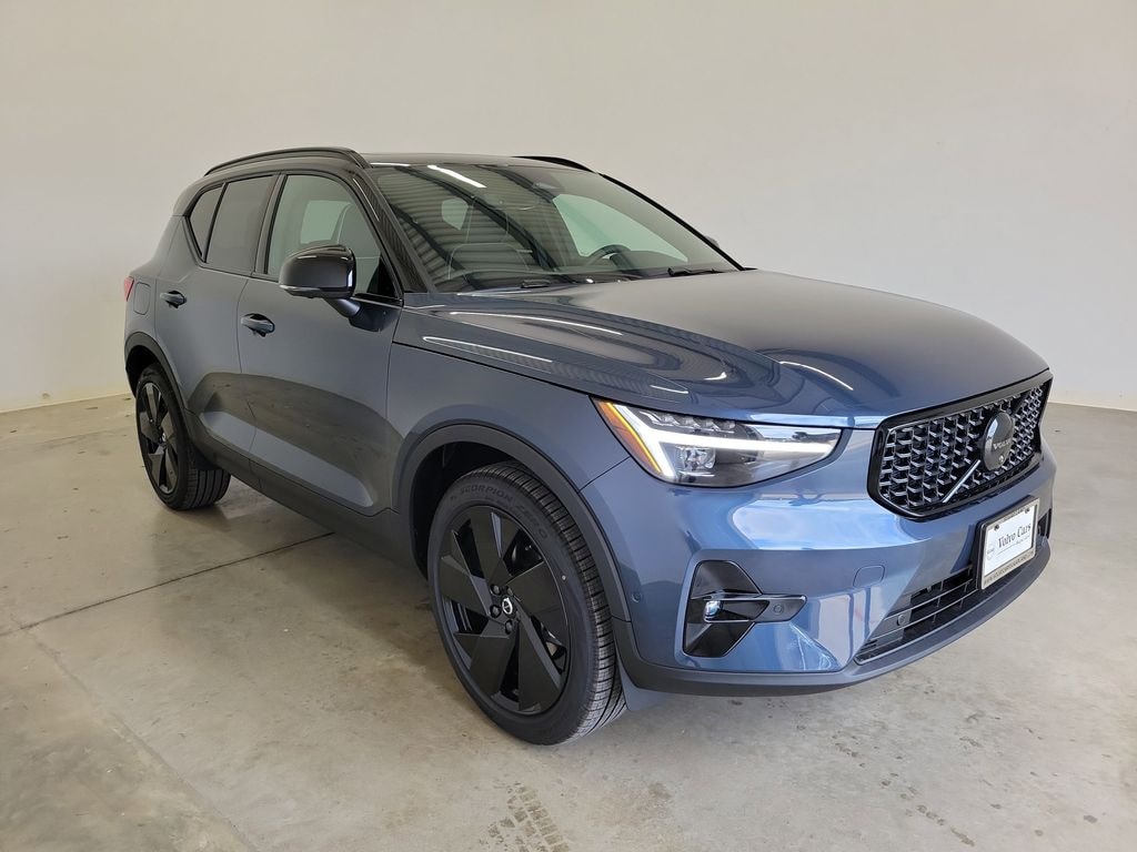 New 2026 Volvo XC40 B5 Ultra Black Edition SUV