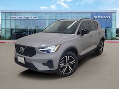 2026 Volvo XC40 B5 Core AWD SUV