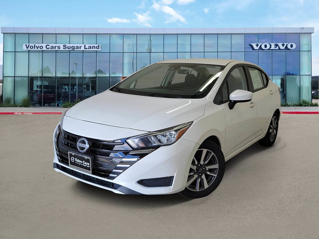 2023 Nissan Versa 1.6 SV CVT's photo