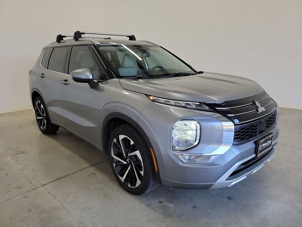 Used 2023 Mitsubishi Outlander SEL SUV