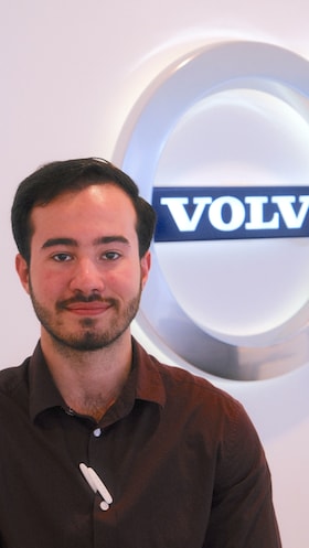 Staff member Daniel Guidameres from ID_9ae494