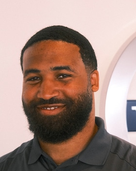 Staff member Earl Hines III from ID_9ae494