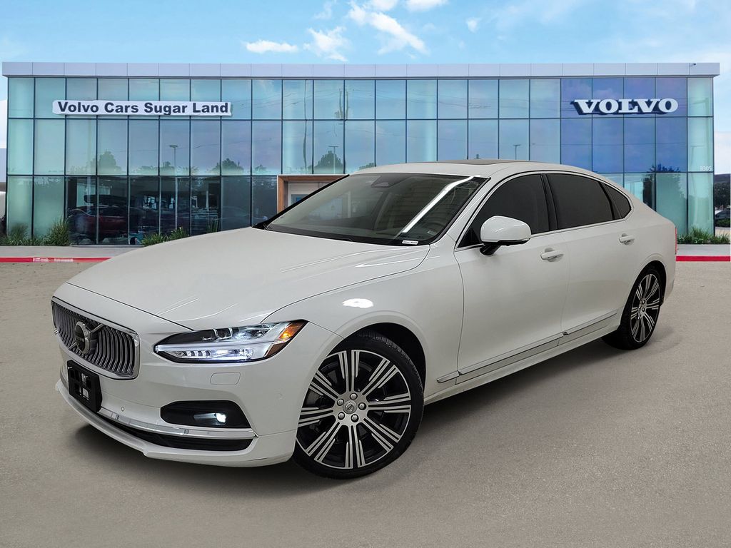 2025 Volvo S90 Plus's photo