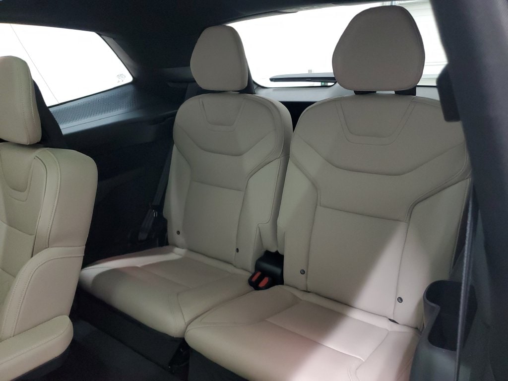 2025 Volvo EX90 Ultra - Photo 12