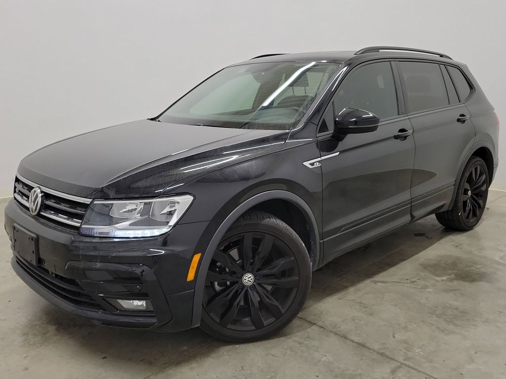 2021 Volkswagen Tiguan SE R-LINE BLACK's photo