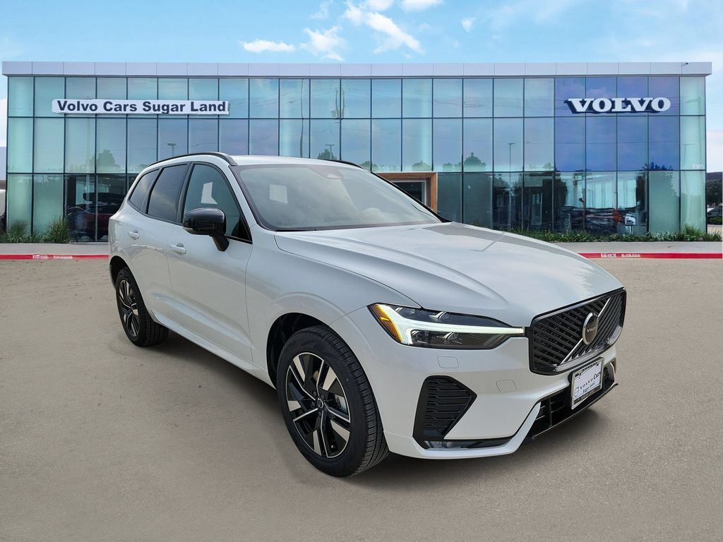 New 2027 Volvo XC60 B5 Core