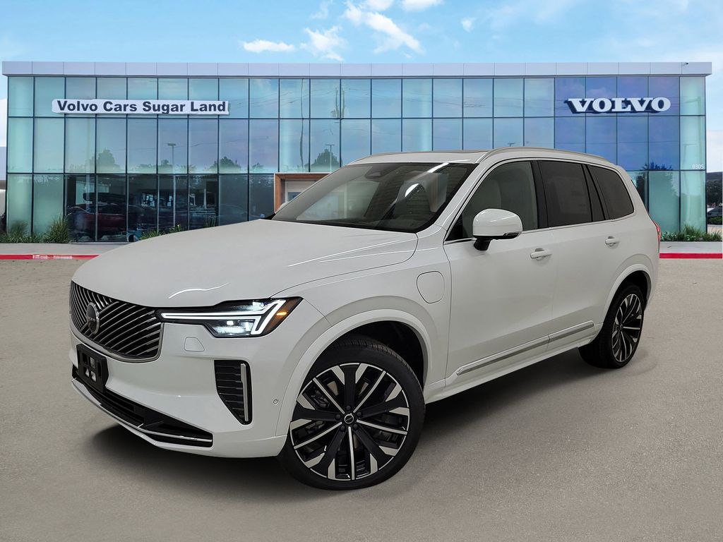 2026 Volvo XC90 Plus's photo