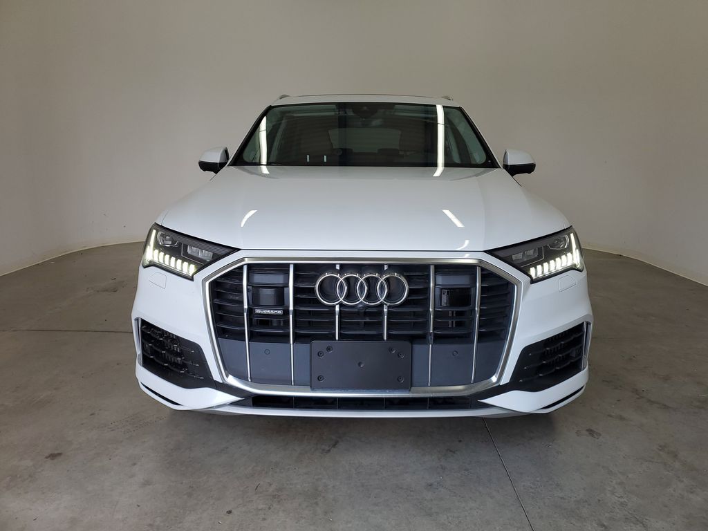 2024 Audi Q7 55 Premium Plus photo 2