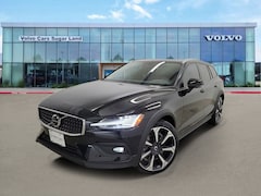 2026 Volvo V60 Cross Country B5 Plus AWD Wagon