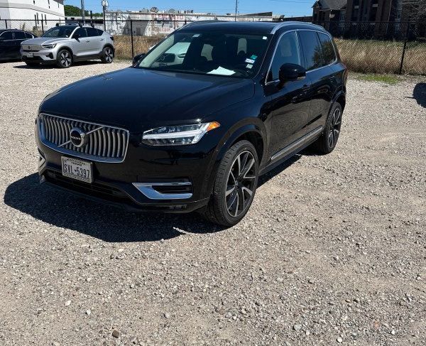 2023 Volvo XC90 Plus