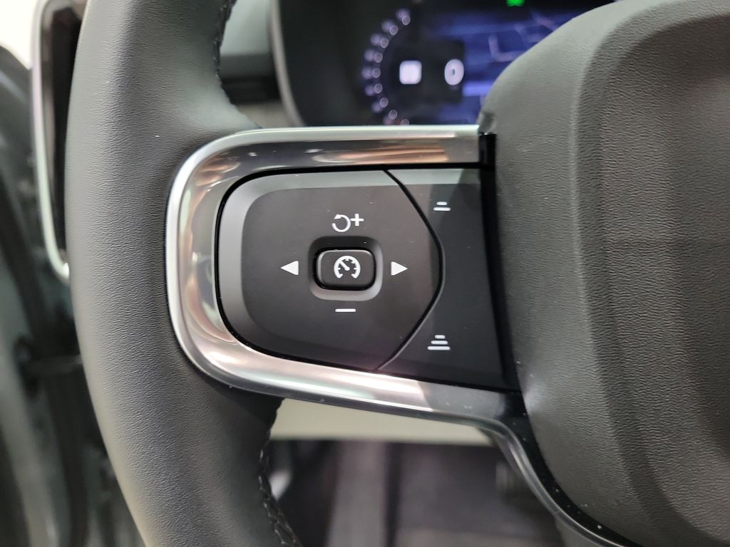 2026 Volvo XC40 Ultra - Photo 24