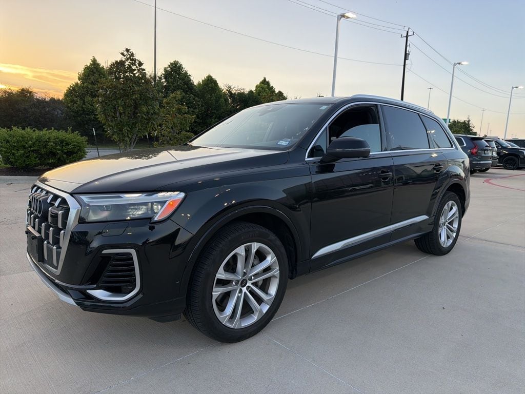 2025 Audi Q7 55 Premium Plus quattro Tiptronic's photo