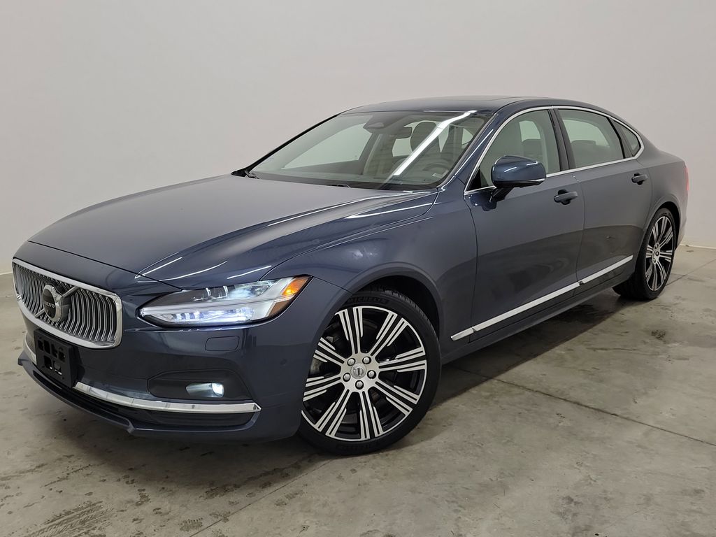 2023 Volvo S90 Plus's photo