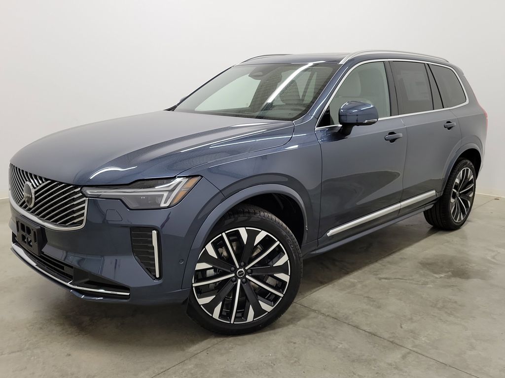 2026 Volvo XC90 Plus's photo