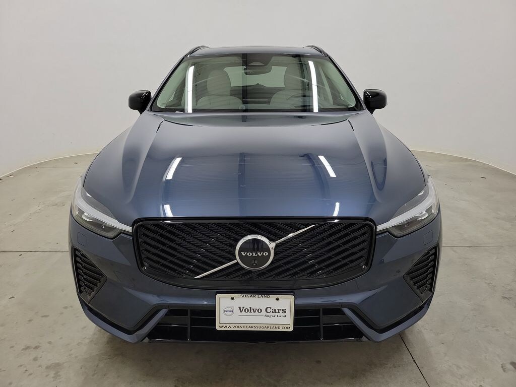 New 2026 Volvo XC60 B5 Ultra SUV