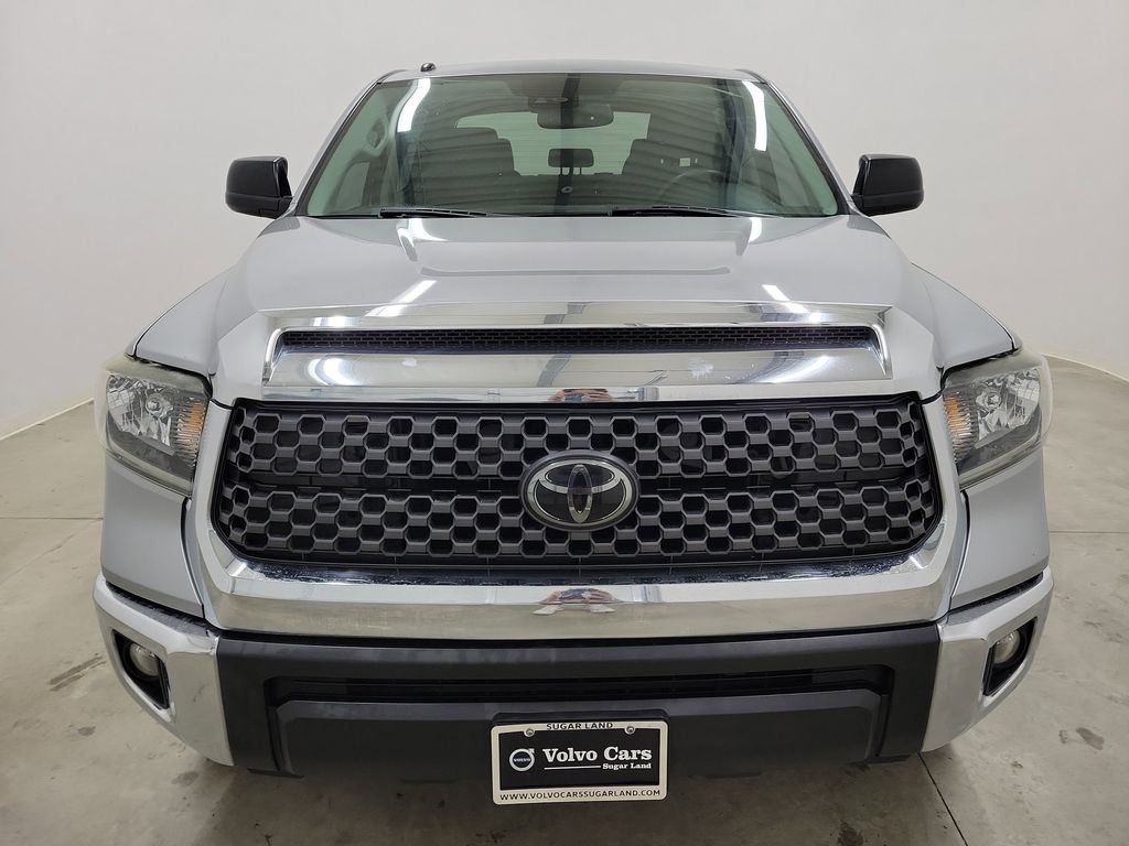 2018 Toyota Tundra SR5 CrewMax photo 2