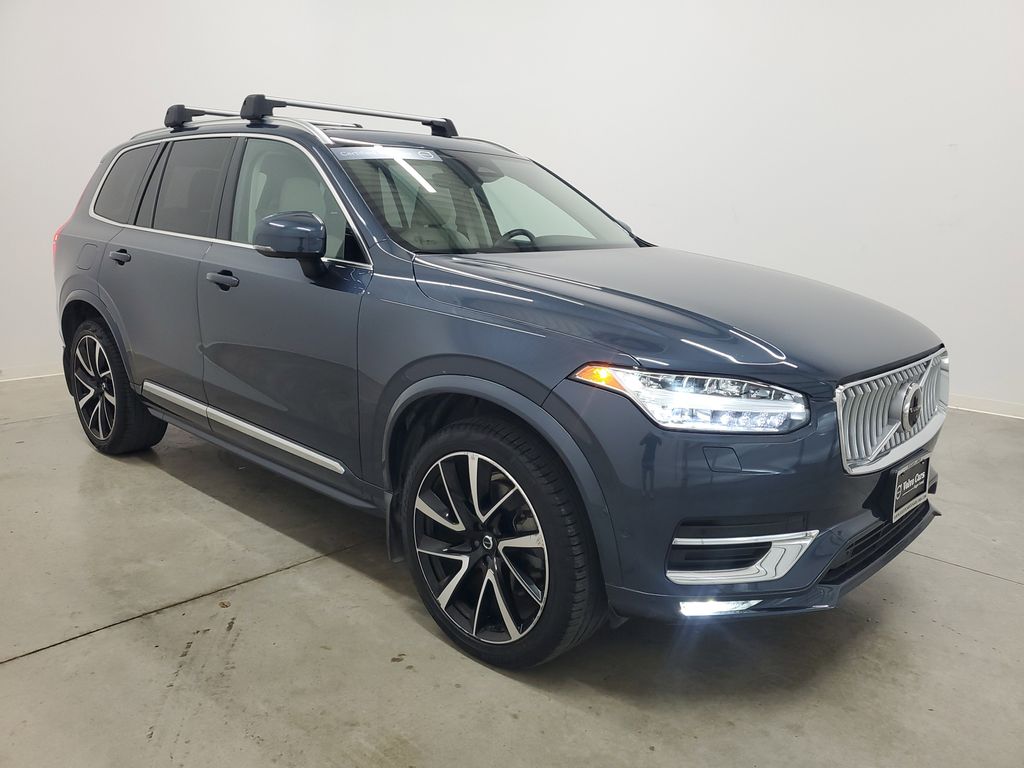 2023 Volvo XC90 AWD Plus photo 3