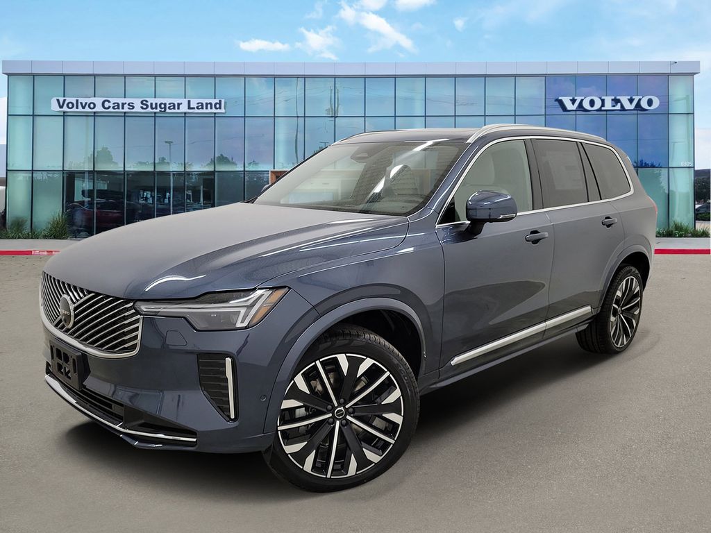 2026 Volvo XC90 Plus's photo