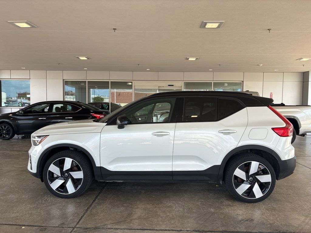 Used 2023 Volvo XC40 Ultimate with VIN YV4ED3UM3P2075490 for sale in Houston, TX