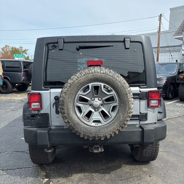 2014 Jeep Wrangler Unlimited Sport photo 4