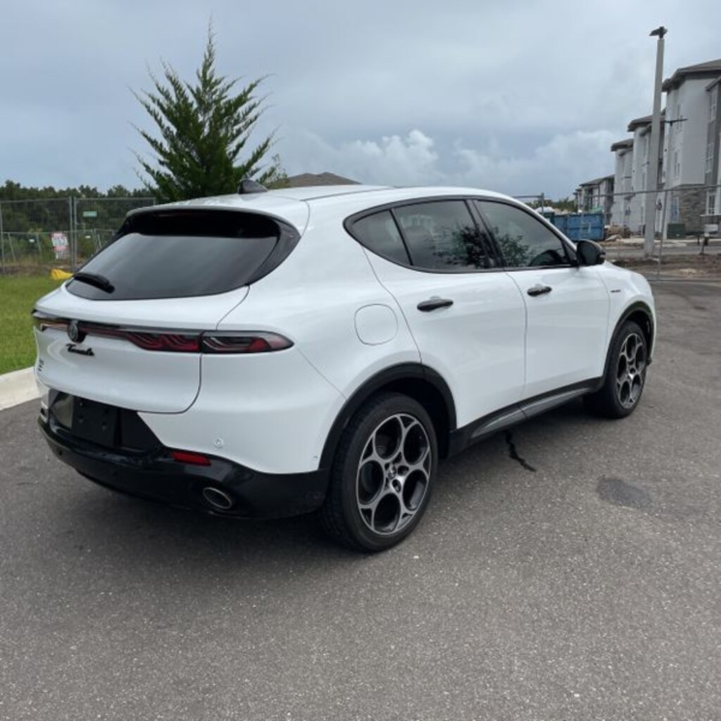 Used 2024 Alfa Romeo Tonale Veloce SUV