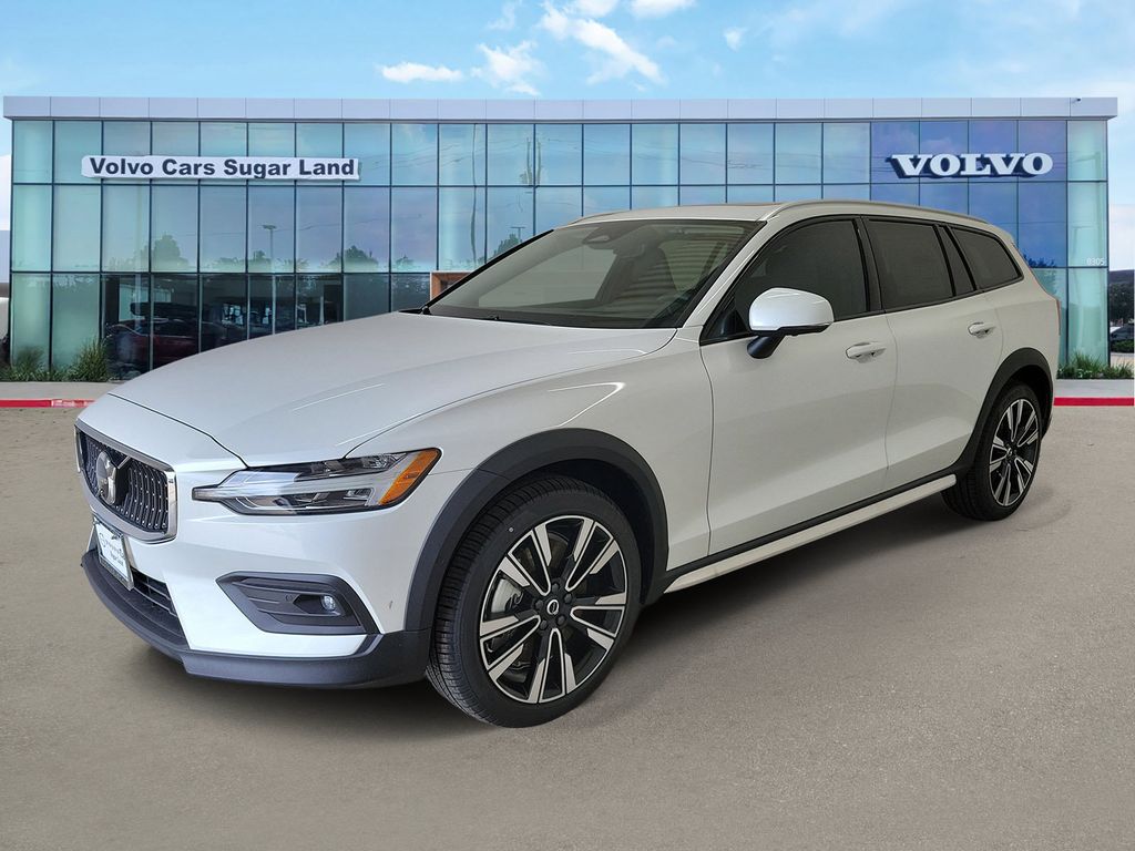 2026 Volvo V60 Cross Country Wagon 