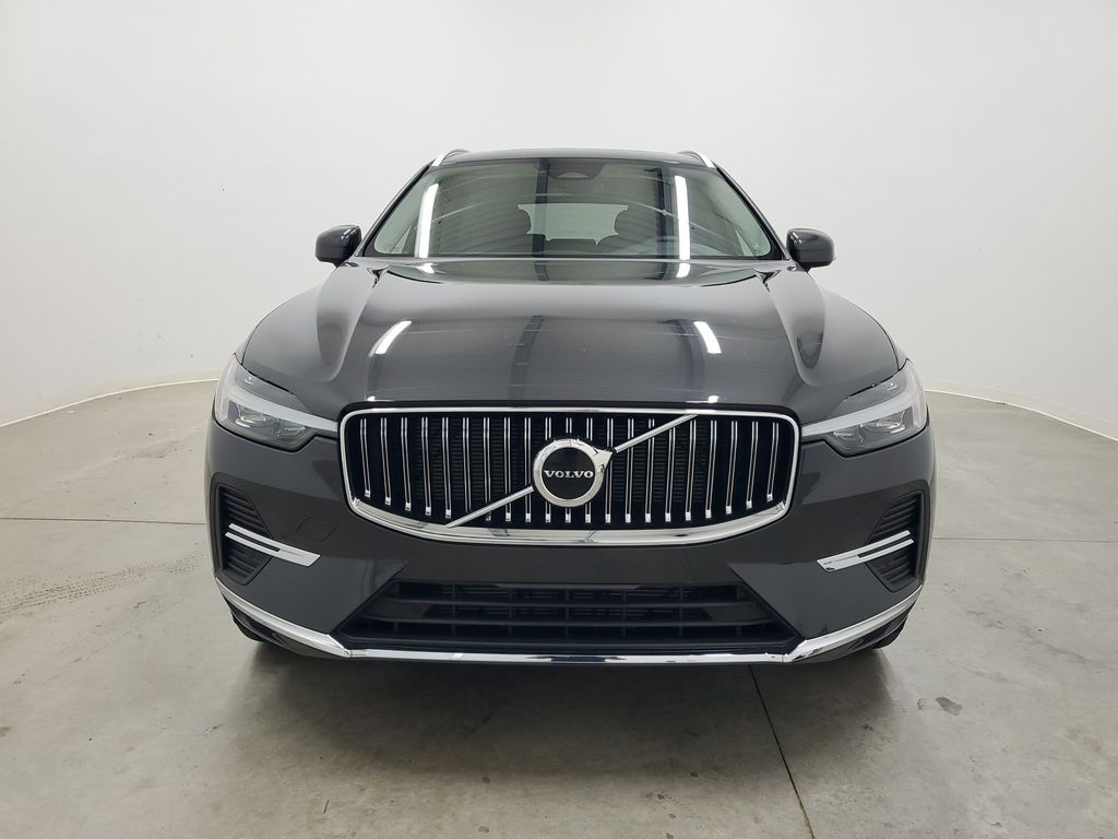2022 Volvo XC60 Inscription photo 2