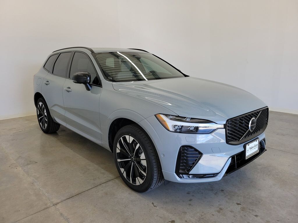 New 2026 Volvo XC60 B5 Plus SUV