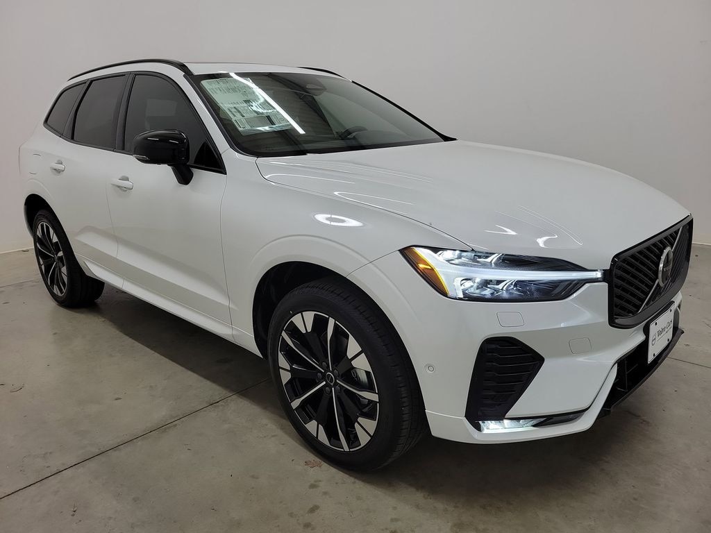 New 2026 Volvo XC60 B5 Plus SUV