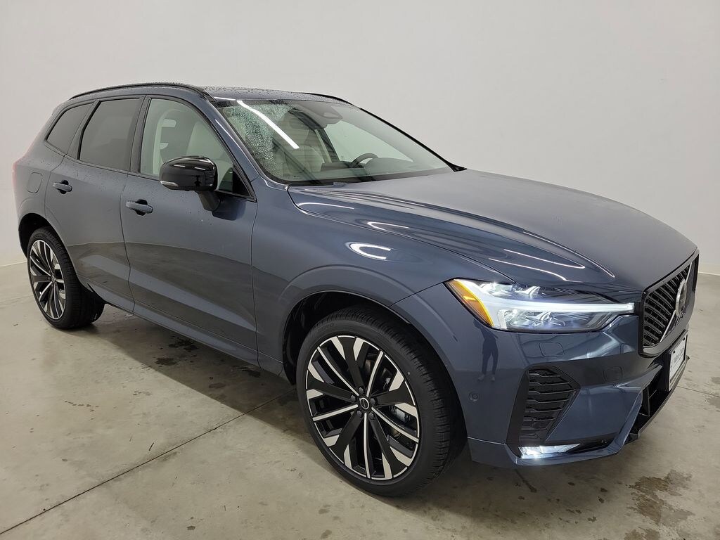 New 2026 Volvo XC60 B5 Ultra SUV