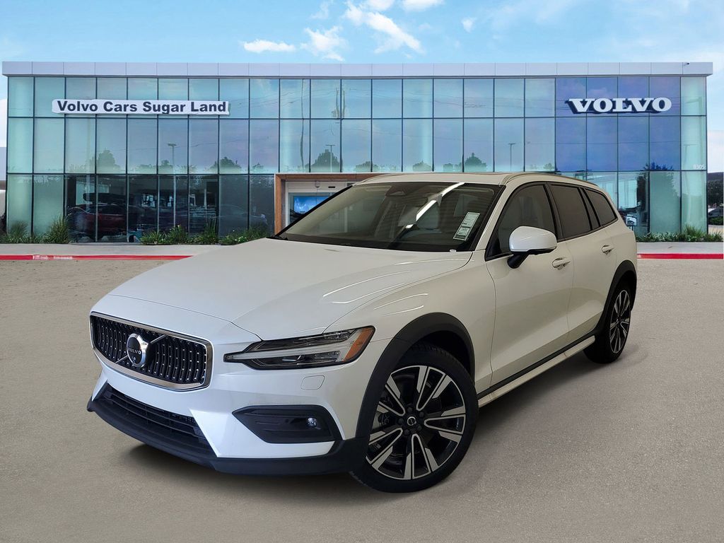 2025 Volvo V60 Cross Country