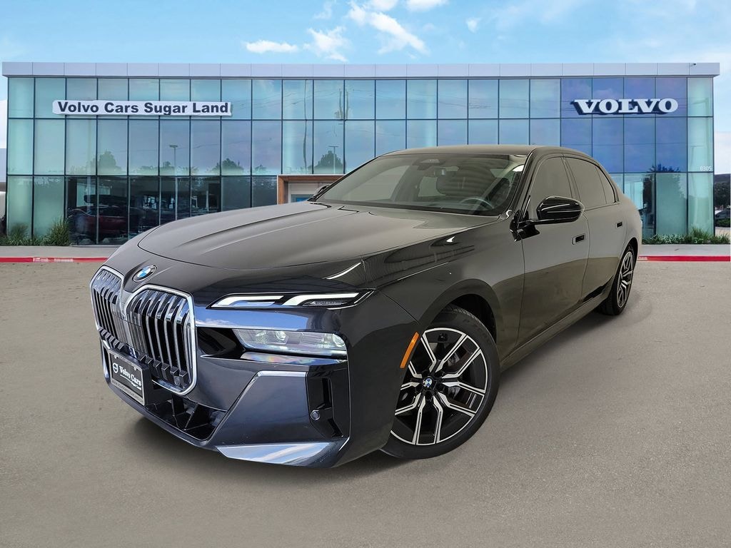 Used 2025 BMW 740i Sedan