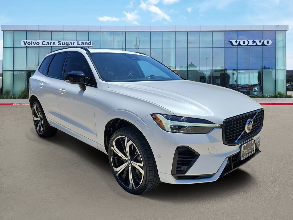 Used 2022 Volvo XC60 Recharge Plug-In Hybrid T8 R-Design Extended Range