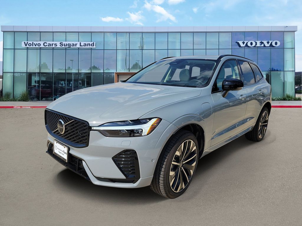 New 2026 Volvo XC60 plug-in hybrid T8 Ultra