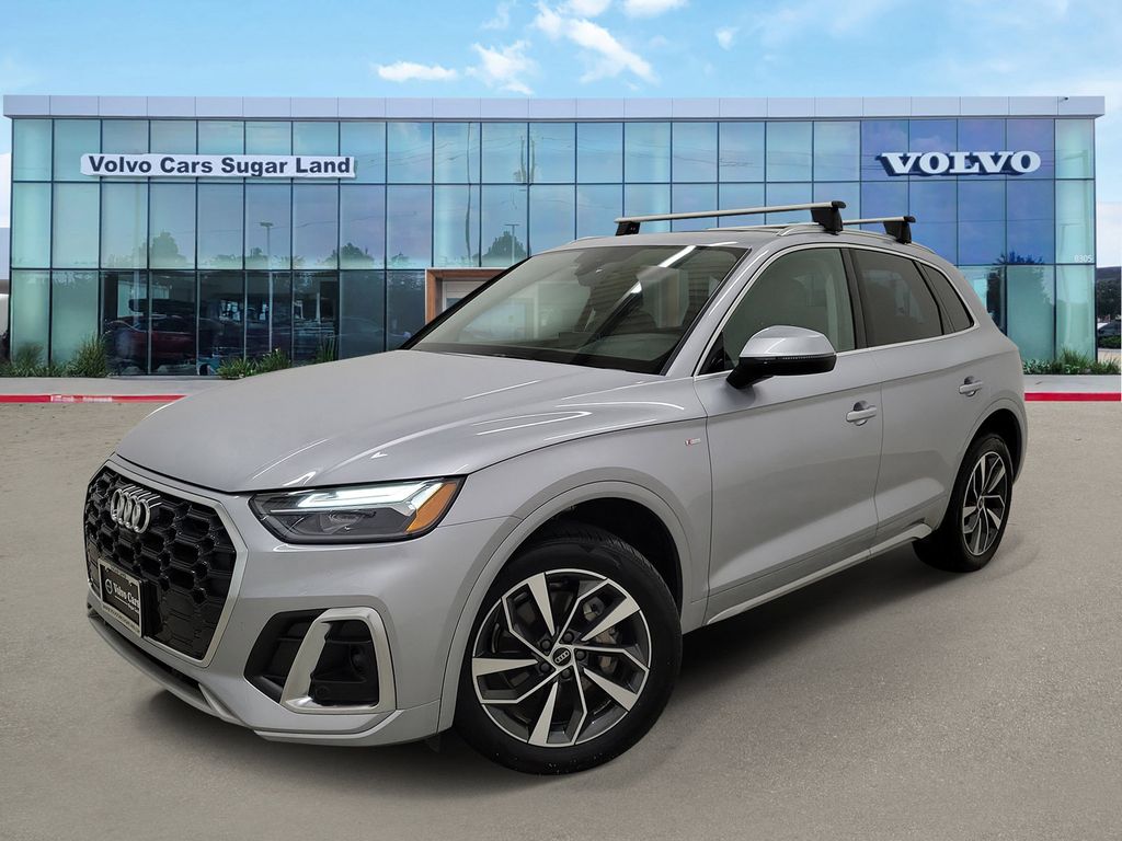 2023 Audi Q5 Premium Plus's photo