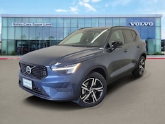 2026 Volvo XC40 B5 Core AWD SUV