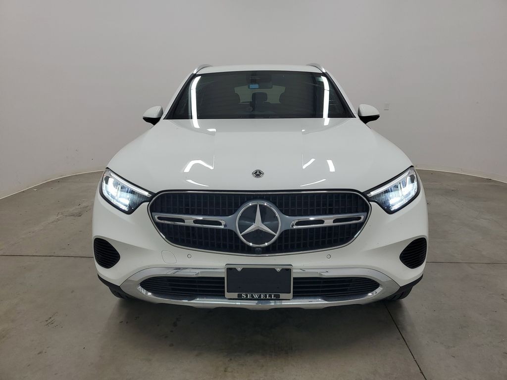 Used 2025 Mercedes-Benz GLC 300  SUV