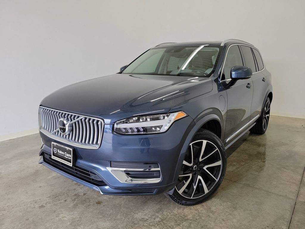 2022 Volvo XC90 T8 Recharge Inscrpt Exprsn Ex Rng 6 Pass's photo