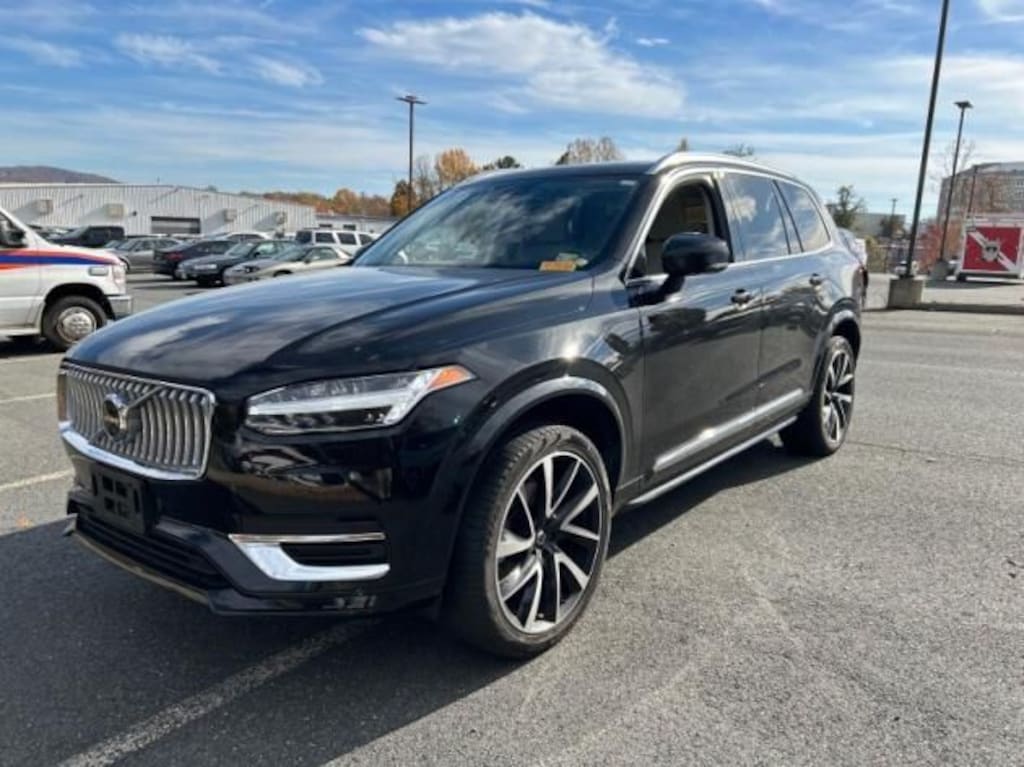 Certified 2023 Volvo XC90 B6 AWD Plus 7-Seater SUV