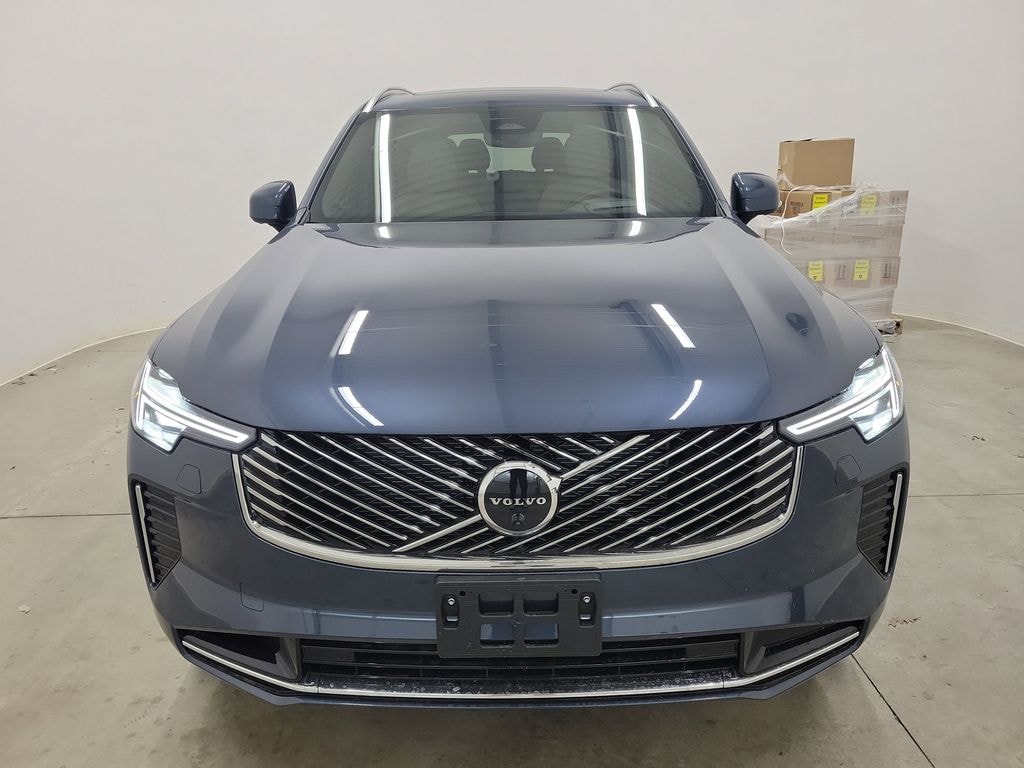 New 2026 Volvo XC90 plug-in hybrid T8 Ultra 7-Seater SUV