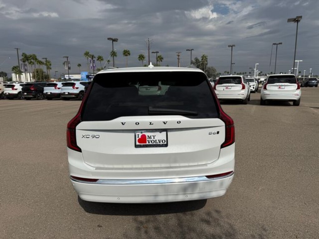 New 2026 Volvo XC90 B6 Plus 7-Seater SUV