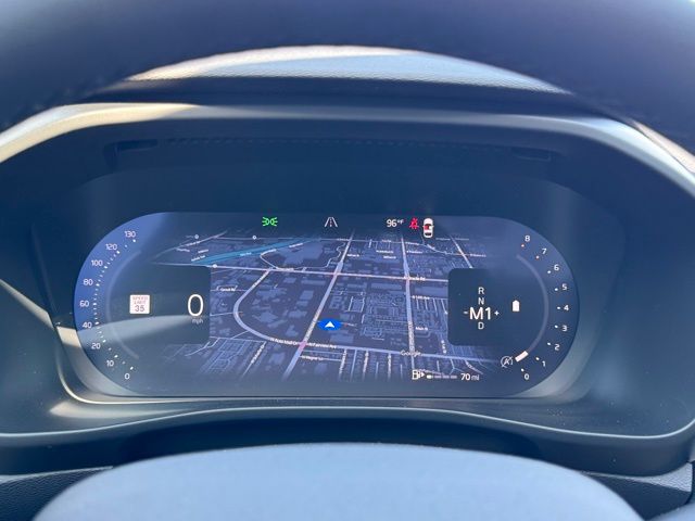 2026 Volvo XC40 Plus - Photo 31