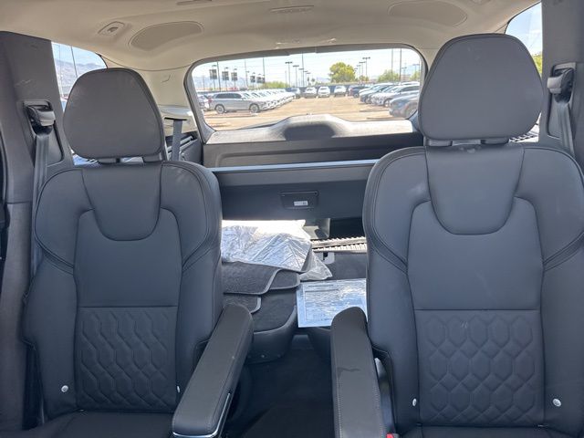2025 Volvo XC90 Plus - Photo 19